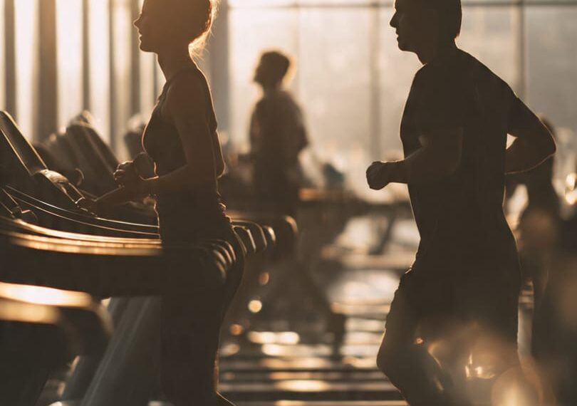 Atividade física moderada pode retardar avanço do Alzheimer, revela estudo