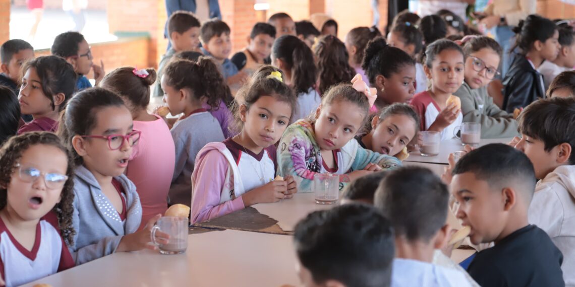 Aparecida de Goiânia inicia renovação de matrícula para alunos veteranos da rede municipal