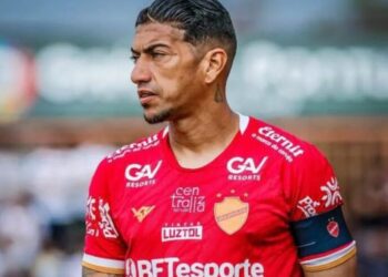 Vila Nova se despede de Ralf em noite de homenagens no OBA