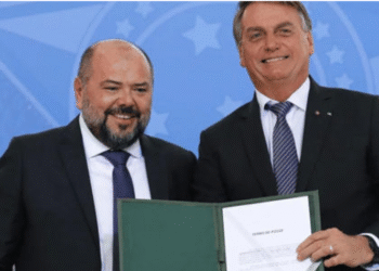 PF Mira ex-ministro da previdência do governo Bolsonaro em mega investigação sobre fraude bilionária no INSS