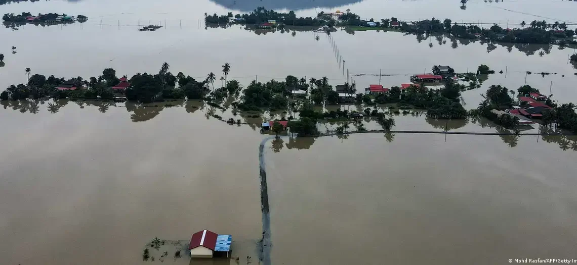 Mais um AVISO: Chuvas extremas provocam tragédia no Sudeste Asiático e deixam mais de 500 mortos