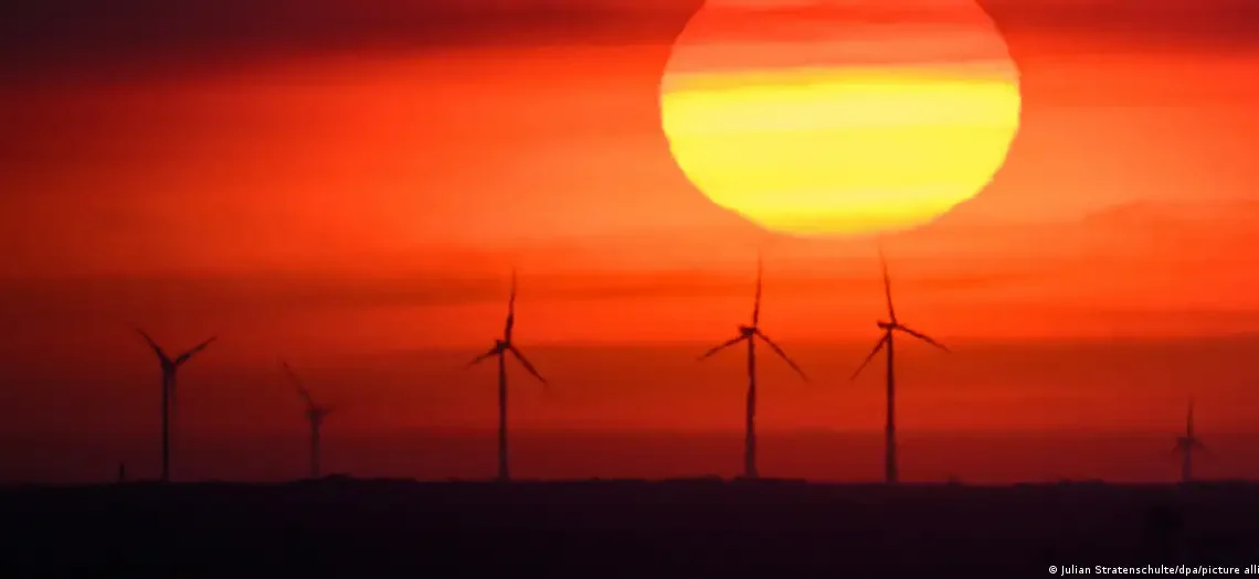 Acordo de Paris completa uma década sob alerta de colapso climático global