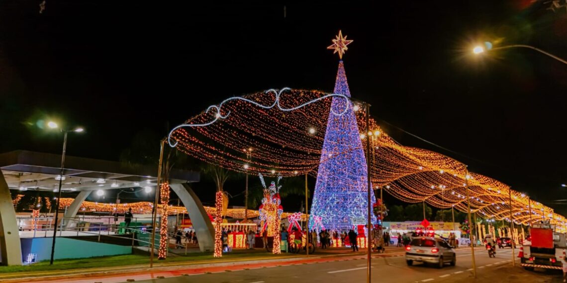 Senador Canedo inaugura iluminação natalina neste domingo