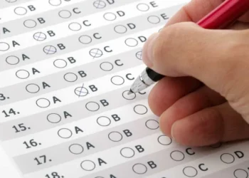 Faltou ao 1º dia do Enem 2025? Saiba se ainda pode fazer o 2º dia de provas