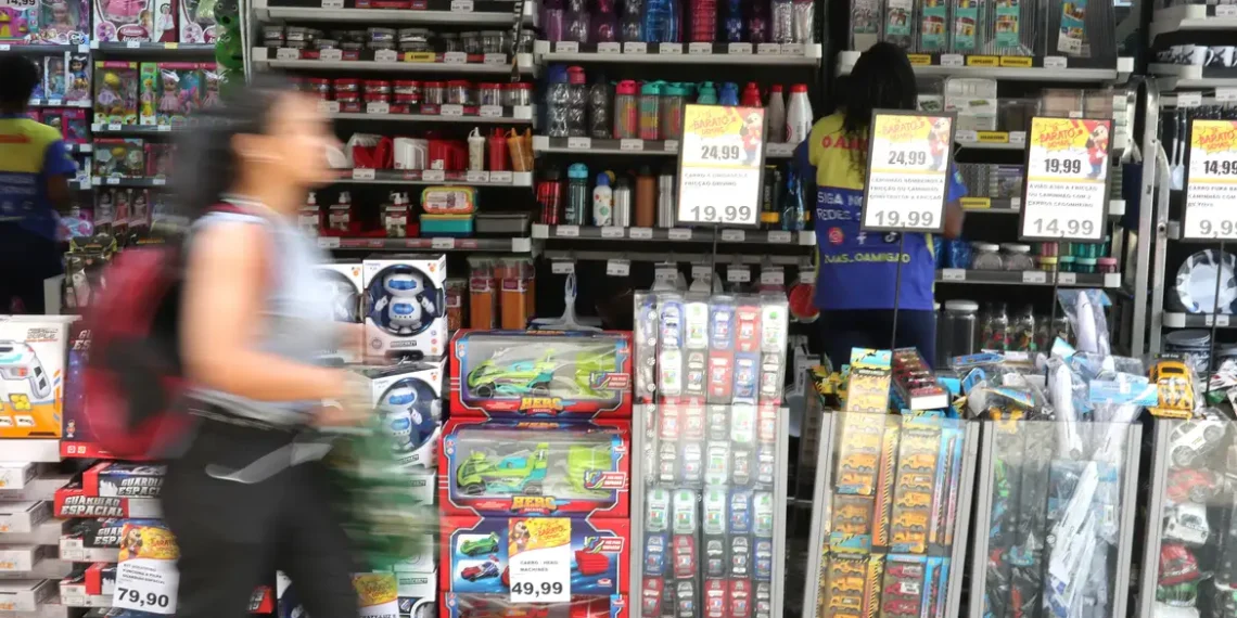 Setor produtivo reage à manutenção da Selic em 15% ao ano