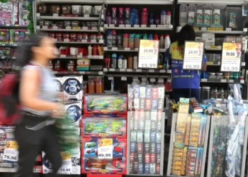 Setor produtivo reage à manutenção da Selic em 15% ao ano