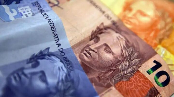 Fim de uma era: Banco Central anuncia recolhimento gradual das cédulas clássicas do real (1994)