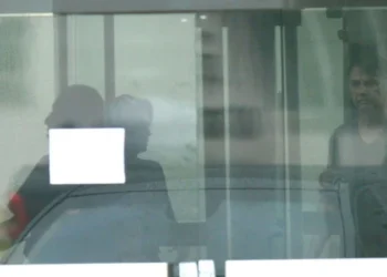 Bolsonaro relata dores de cabeça por barulho de gerador na sede da PF