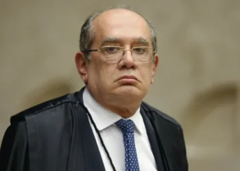 Gilmar Mendes restringe pedidos de impeachment contra ministros do STF à PGR