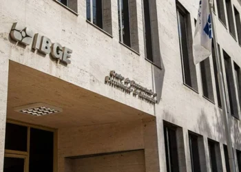 Reta final: concurso do IBGE com 9 mil vagas encerra inscrições na quinta (11/12)