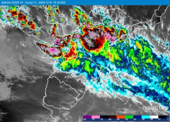 Alerta climático: Ano Novo terá chuva de até 80 mm e calor de até 40 °C no Brasil