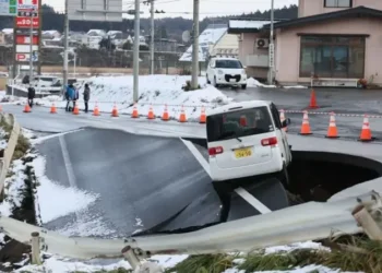 Após tremor de 7.5, Japão vê chance real de megaterremoto no norte