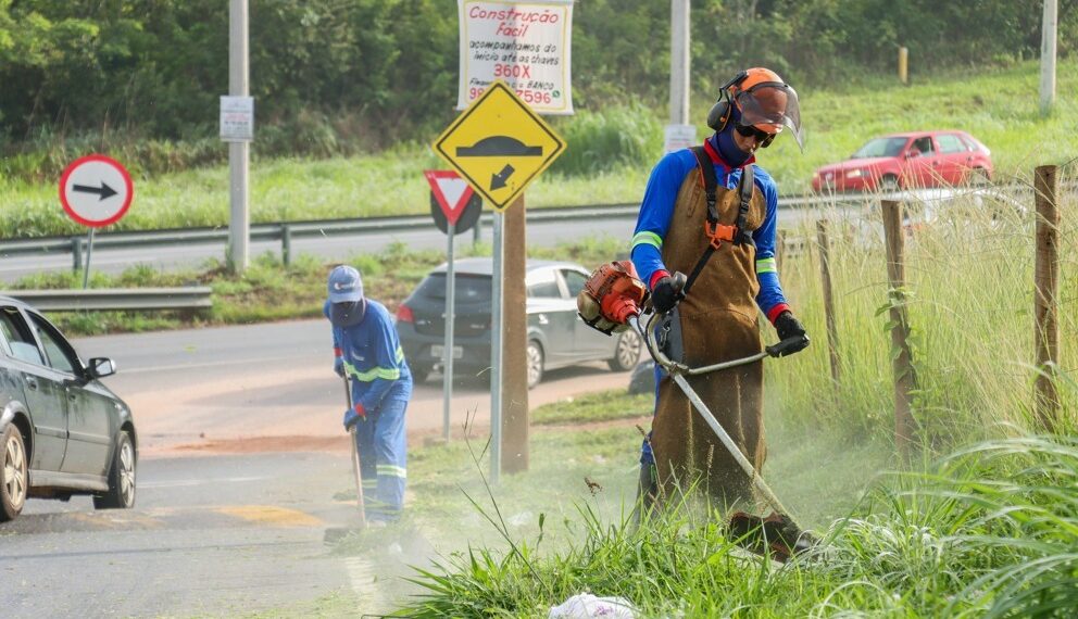 Senador Canedo mantém ritmo intenso de obras e zeladoria no fim de ano