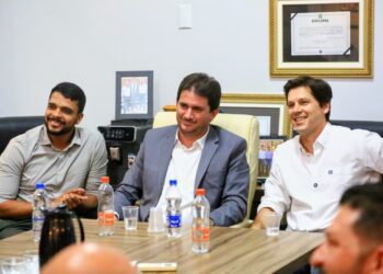 Daniel Vilela recebe apoio maciço da classe política de Trindade