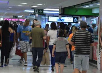 Uruguai desponta como novo destino de compras para brasileiros