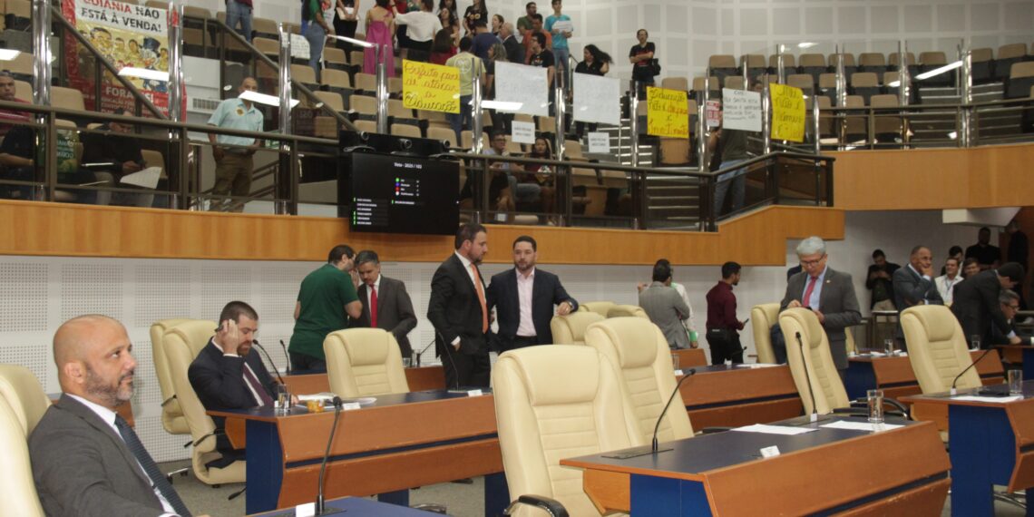 Câmara de Goiânia aprova em primeira votação pacote de projetos da Prefeitura