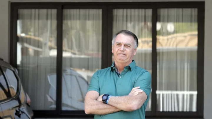 Senado aprova projeto que reduz penas para condenados do 8 de janeiro e beneficia Bolsonaro