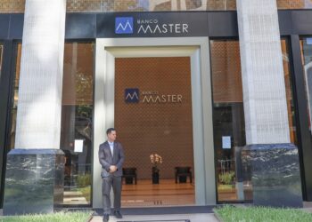 Influenciadores receberam até R$ 2 milhões para atacar Banco Central em campanha ligada ao Banco Master