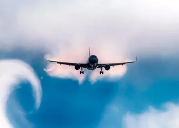 Turbulência mais intensa desafia a aviação e acelera busca por soluções tecnológicas