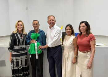 AparecidaPrev celebra Dia do Aposentado com café da manhã e anuncia pagamento antecipado