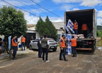 Prefeitura de Goiânia intensifica apoio a famílias atingidas pelas chuvas no Jardim Mirabel