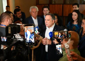 Capital do Art Déco: Sandro Mabel é homenageado por valorização do Patrimônio Histórico