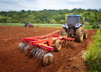 Agricultura Familiar: Senador Canedo oferece mecanização gratuita para produtores rurais