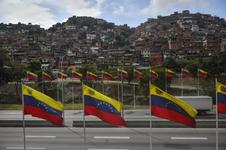 Venezuela inicia libertação de presos políticos em aceno à pacificação nacional