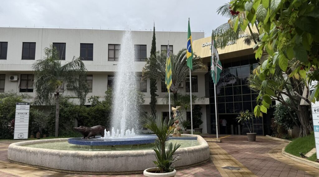 Devolução de R$ 3 Milhões da Câmara financia pós-carnaval em Goiânia