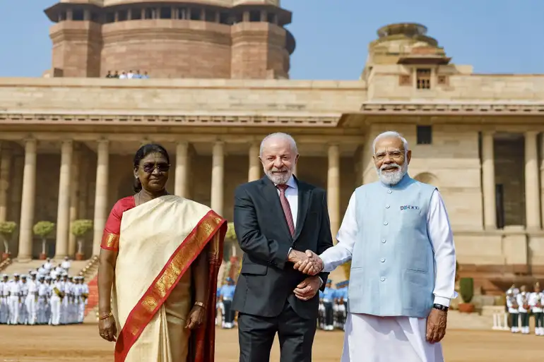 Brasil e Índia selam aliança estratégica para minerais críticos e terras raras
