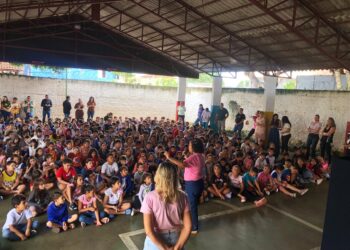 Goiânia mobiliza escolas no enfrentamento à dengue
