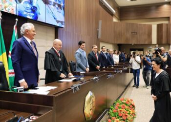 Posse de Lara Bueno no TJGO é marcada por defesa da harmonia entre poderes