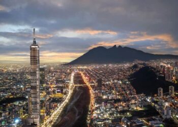 Engenharia de recordes: Rise Tower redefine o horizonte da América Latina com 96 andares