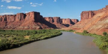A ciência explica o “rio que sobe” e desafia a lógica de quem o observa
