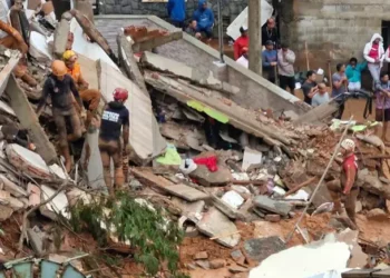 Gestão Zema é criticada por redução em verbas de prevenção contra chuvas