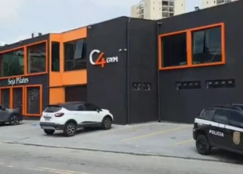 Academia utilizava em um único dia na piscina volume de cloro indicado para uma semana