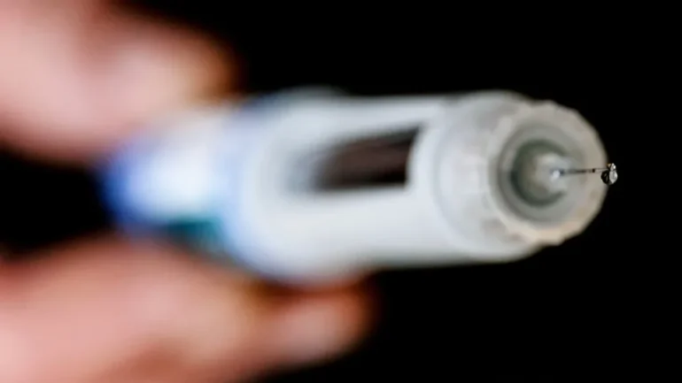 Anvisa alerta para risco de pancreatite associado ao uso de canetas emagrecedoras