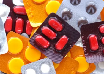 Desburocratização na saúde: Anvisa libera impressão própria de receitas de medicamentos controlados