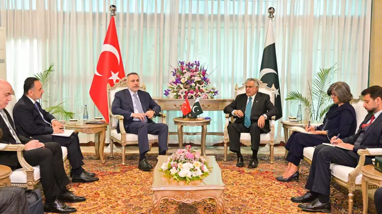 Irã ataca megafundições de alumínio e eleva tensão no Oriente Médio