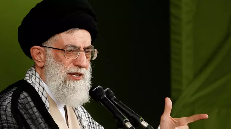 Oriente Médio mergulha em tensão após morte de Khamenei