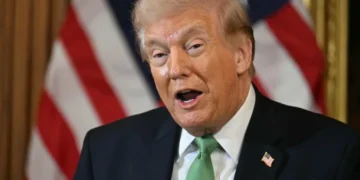 Trump eleva tom contra a Otan e classifica aliados como “Covardes”