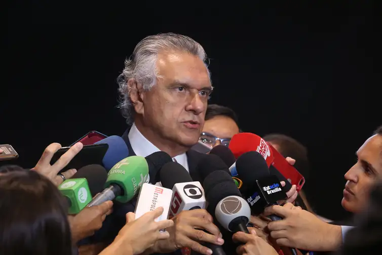 Caiado defende anistia ampla e promete reduzir polarização política no país