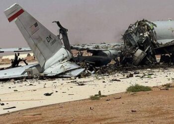 Ataque iraniano destrói aeronave estratégica dos EUA e expõe vulnerabilidade inédita
