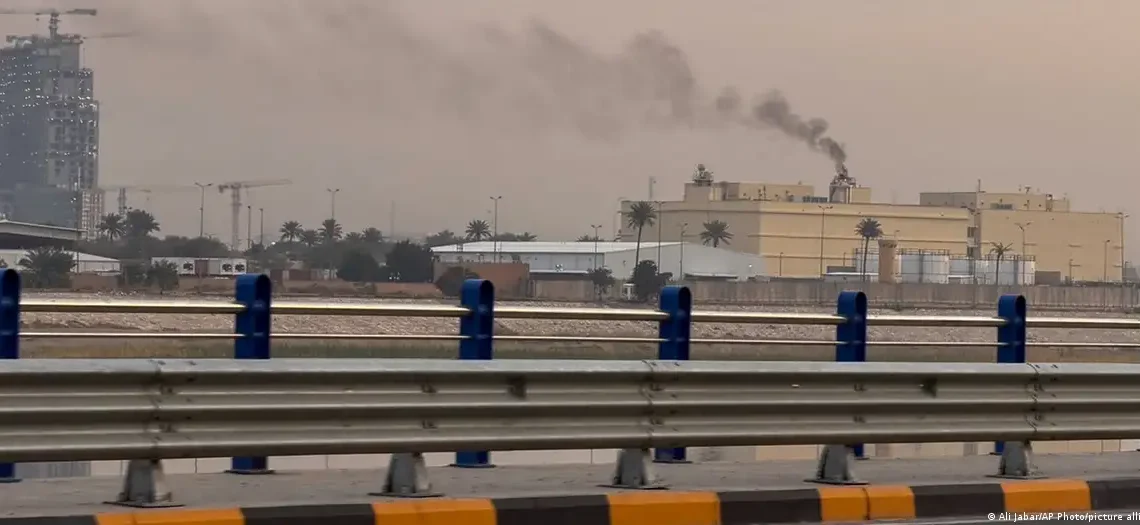 Escalada no Oriente Médio: embaixada dos EUA em Bagdá é atingida