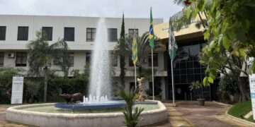 Vereador defende inclusão de pessoas com nanismo no serviço público após caso em concurso policial