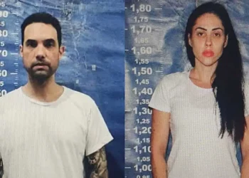 Justiça concede liberdade a Monique Medeiros após adiamento do júri do caso Henry Borel