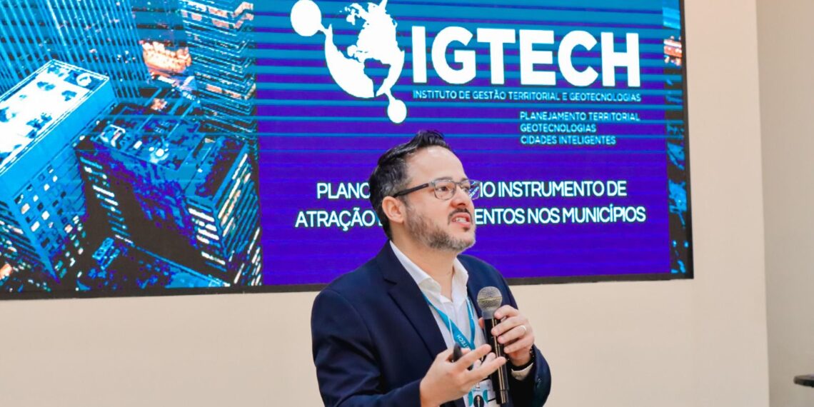 Senador Canedo recebe Fórum de Cidades Digitais e discute inovação na gestão pública