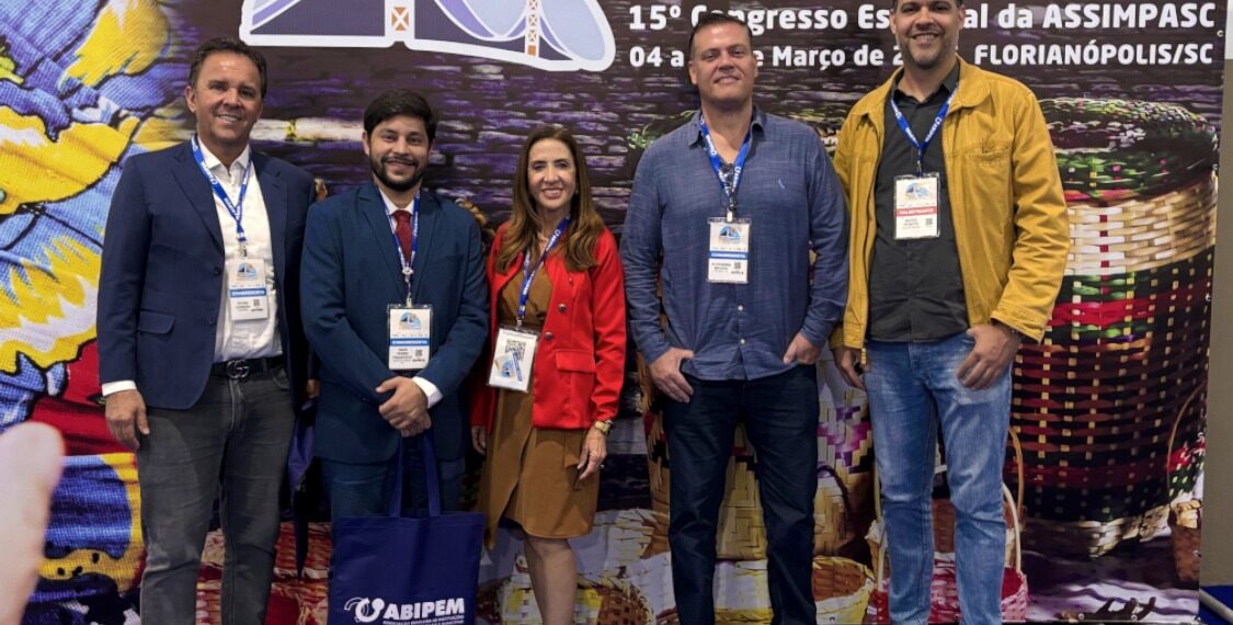 SENAPREV marca presença em congresso nacional de investimentos previdenciários