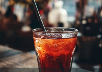 Refrigerante zero faz mal à saúde? Veja o que dizem os estudos e quais são as melhores alternativas