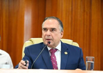 Vale-alimentação volta a ser garantido para plantonistas da Saúde